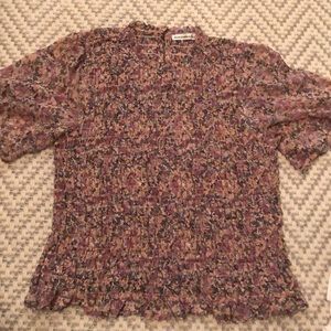 Abercrombie Floral Short Sleeve Top. M Button Closure in back.